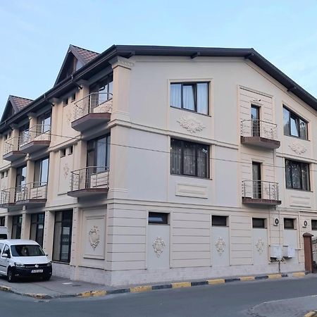 Hotel Bacsoridana Tecuci Екстериор снимка
